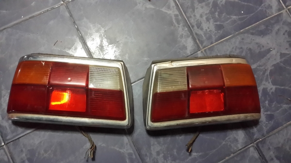 ไฟท้าย 520E12