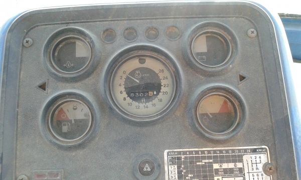 ขายรถไถฟอด8210 ขายรถไถฟอด8210