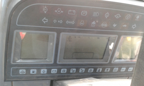 ขายรถไถฟอด8240 ขายรถไถฟอด8240