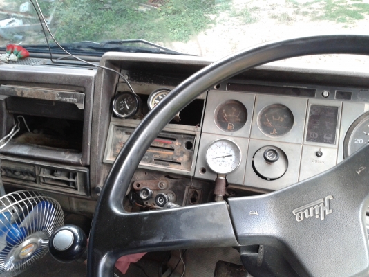 ขาย FM176เจ้าอินทรีย์ สองเพลาดั๊มพร้อมกล่องอ้อยรถตัด พาวเว่อ ทริฟฟี่ เอกสารพร้อมโอน พร้อมใช้สุดๆ