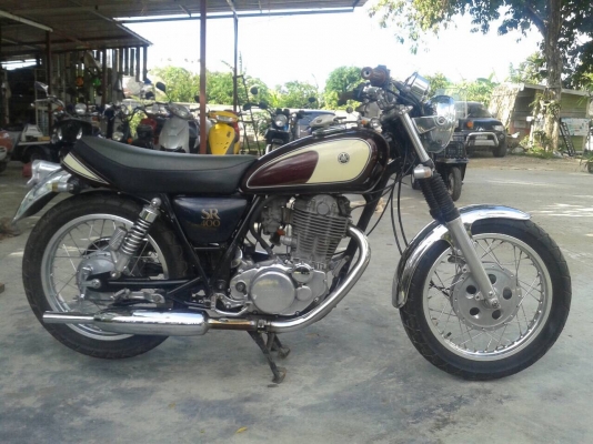 Yamaha SR400ปี85ไมค์ขาว