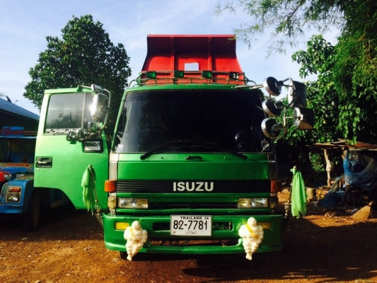 ขายด่วน หกล้อดั้ม175 ขายด่วน หกล้อดั้ม175