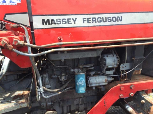 ขายครับ MESSEY FERGUSON 390 พร้อมใบดันหน้า สนใจติดต่อครับ
