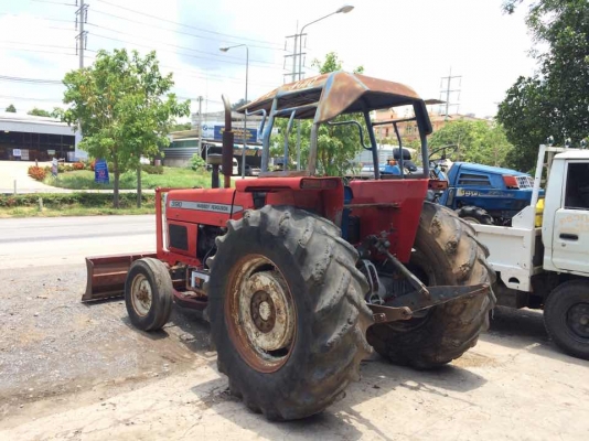 ขายครับ MESSEY FERGUSON 390 พร้อมใบดันหน้า สนใจติดต่อครับ