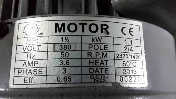 เลื่อยสายพาน 9" ปรับเอียงองศาการตัดได้แบบพริบตา ยกชุด สภาพใช้งาน เลื่อยสายพาน 9" ปรับเอียงองศาการตัดได้แบบพริบตา ยกชุด สภาพใช้งาน