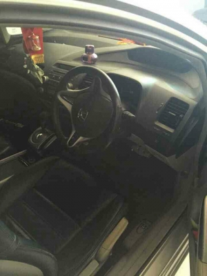 Honda Civic ปี06   เครื่อง2.0   ออโต้    เบาะหนัง  พวงมาลัยมัลติ