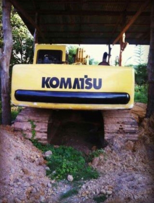 ขายด่วน Komatsu 200-6. พร้อมใช้ เล่มทะเบียน