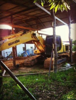 ขายด่วน Komatsu 200-6. พร้อมใช้ เล่มทะเบียน