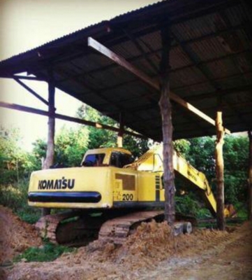 ขายด่วน Komatsu 200-6. พร้อมใช้ เล่มทะเบียน