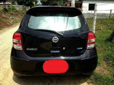 Nissan March ปี12   เกีย์ธรรมดา