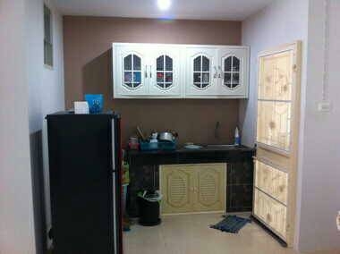 ขายทาวน์เฮ้าส์ในซอยประชาอุทิศ 90 ม.สุขสำราญ ลิฟวิ่ง