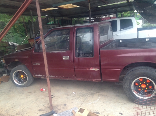 ขาย ISUZU 2.5เบนชิ TFR autoพวงมาลัยพาวเวอร์ ขาย ISUZU 2.5เบนชิ TFR autoพวงมาลัยพาวเวอร์