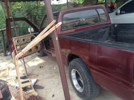 ขาย ISUZU 2.5เบนชิ TFR autoพวงมาลัยพาวเวอร์ ขาย ISUZU 2.5เบนชิ TFR autoพวงมาลัยพาวเวอร์