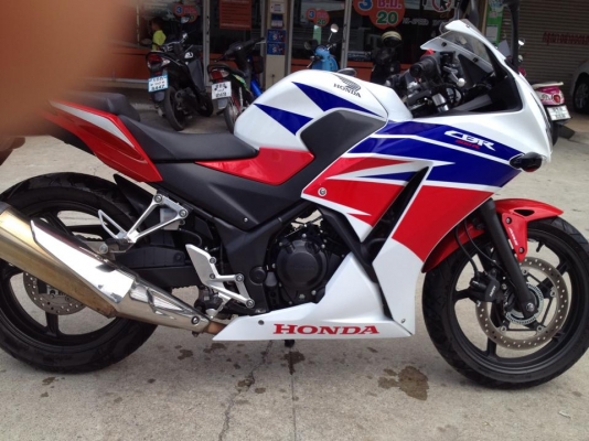 Honda Cbr 3000 สีขาว - แดง ปี 2014 สภาพสวย เดิม ๆ ราคา เบา ๆ Honda Cbr 3000 สีขาว - แดง ปี 2014 สภาพสวย เดิม ๆ ราคา เบา ๆ