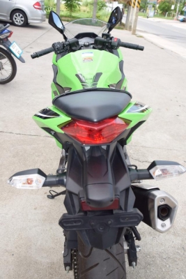 ขาย Kawazaki Ninja 300 Absสีเขียว ปี 58 รถ 3 เดือน ราคา เบา ๆ