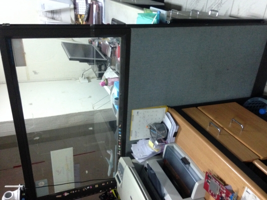 ขายพาร์ทิชั่นมือสอง  3 บาน