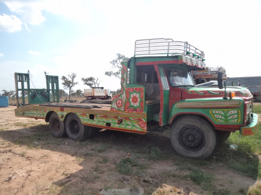 ขาย395000บาท รถ10ล้อเทเลอร์ สภาพสวยๆ พร้อมใช้งานคับ