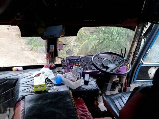 ขายรถบัส 50 ทีนั้งด่วน