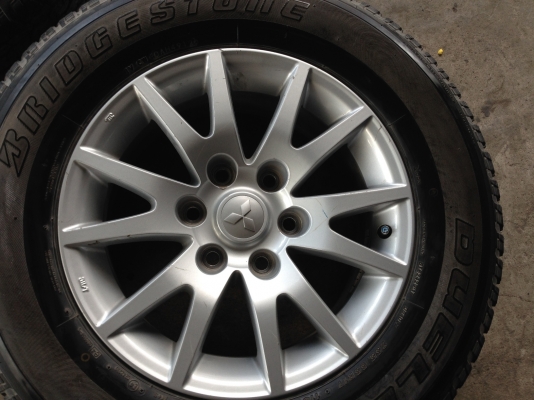 ขายแมกซ์ก้ามปู ปาเจโร่ พร้อมยาง 255/65 ขายแมกซ์ก้ามปู ปาเจโร่ พร้อมยาง 255/65