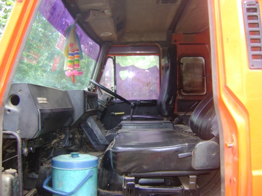 ขายเทเลอร์นิสสัน UD-290 แรงม้า 2เพลา