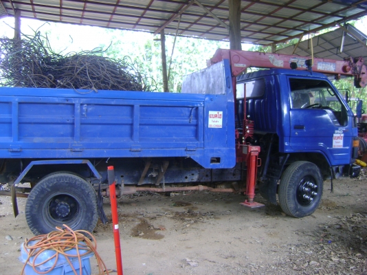 ขายดั้ม5คิว+เครน 3 ตัน