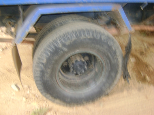 ขายดั้ม5คิว+เครน 3 ตัน