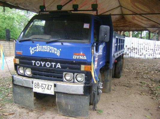 ขายดั้ม5คิว โตโยต้า2 ใบพัด เฟื่องท้ายF