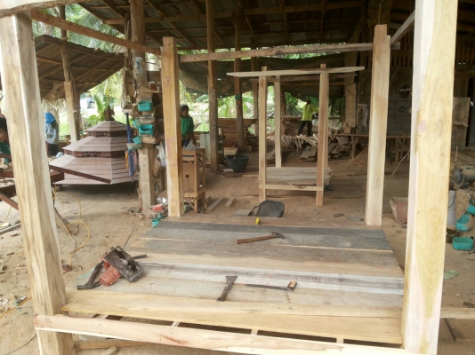 รับทำงานซุ้มไม้เก่าและเตียงรูปแบบด้านหลังเป็นตัวมังกร รับทำงานซุ้มไม้เก่าและเตียงรูปแบบด้านหลังเป็นตัวมังกร