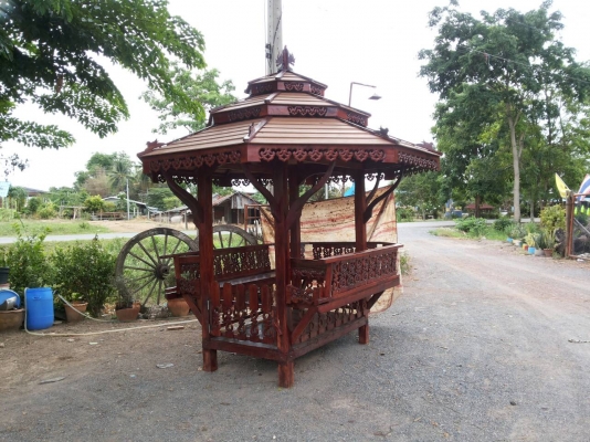 รับทำงานซุ้มไม้เก่าและเตียงรูปแบบด้านหลังเป็นตัวมังกร