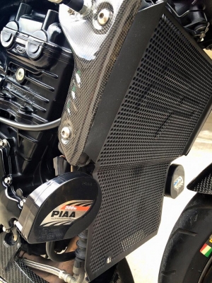 Triumph Speed Triple 1050 ปี 2009 รถสวยสีเดิมทั้งคัน ไม่ล้มไม่ชน วิ่งมา 40,xxx โล Triumph Speed Triple 1050 ปี 2009 รถสวยสีเดิมทั้งคัน ไม่ล้มไม่ชน วิ่งมา 40,xxx โล