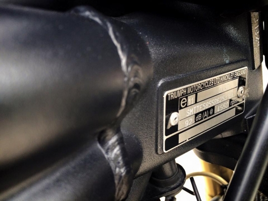 Triumph Speed Triple 1050 ปี 2009 รถสวยสีเดิมทั้งคัน ไม่ล้มไม่ชน วิ่งมา 40,xxx โล Triumph Speed Triple 1050 ปี 2009 รถสวยสีเดิมทั้งคัน ไม่ล้มไม่ชน วิ่งมา 40,xxx โล