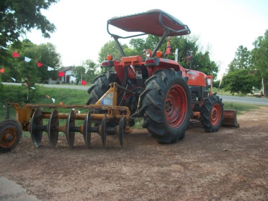 ขายรถไถ KUBOTA L4508 สภาพ 90\% ใบมีดดันหน้า พร้อมผานพรวน 6