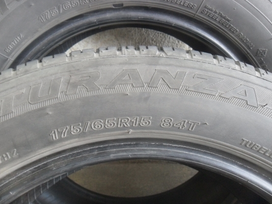 ยาง BRIDGESTONE 175/65R15ปี11 สวยๆ 4 เส้น ราคา 1200 บาท ยาง BRIDGESTONE 175/65R15ปี11 สวยๆ 4 เส้น ราคา 1200 บาท