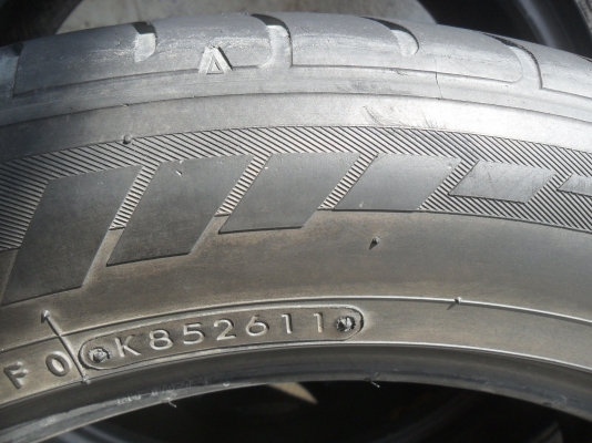 ยาง ขอบ19 สวยๆ 4 เส้น ราคา 3000 บาท