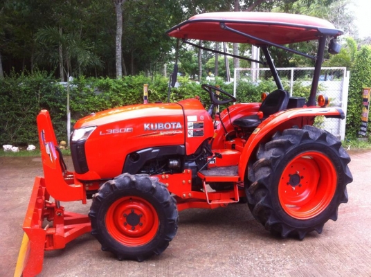 ขายรถไถ Kubota L3608(4WD) พร้อมใบมีดและผานพรวนช้าง รถพร้อมใช้งาน