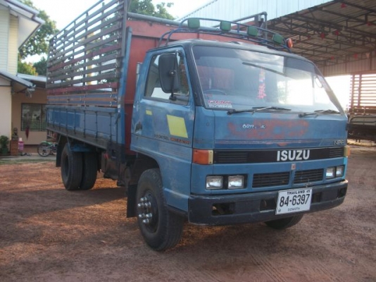 ISUZU NPR115 รถห้างแท้ รถสีเดิม เครื่องดี ขับดี ครัทซีสวย รถพร้อมใช้งาน