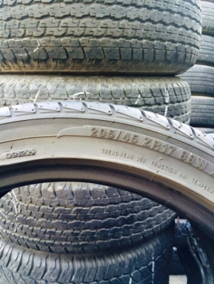 ขายยาง 205-45R17 ปี 12 สวยๆ2เส้นขาย 1,800 บาท