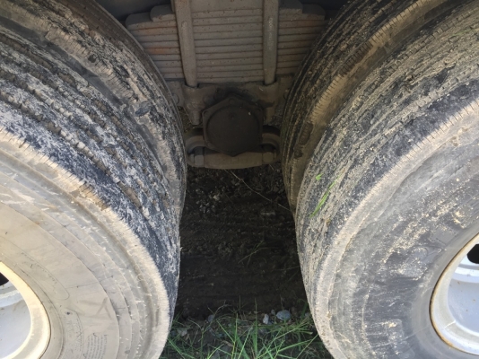 รถฮีโน่ 10 ล้อ FL1J  ตู้เย็น  260  แรงม้า ปี 43.    สนใจติดต่อ  081 - 6079515