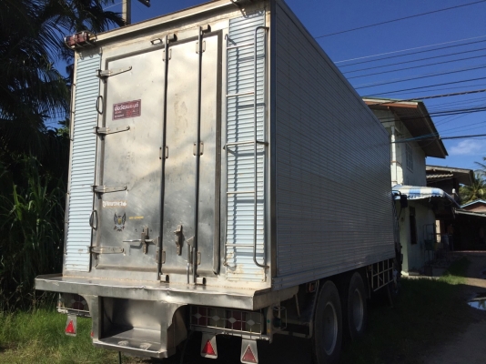 รถฮีโน่ 10 ล้อ FL1J  ตู้เย็น  260  แรงม้า ปี 43.    สนใจติดต่อ  081 - 6079515