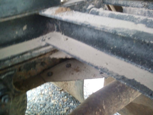 รถอีซูซุ 6 ล้อดั๊ม NPR 115  แรงม้า. ปี 39   สนใจติดต่อ  081 - 6079515