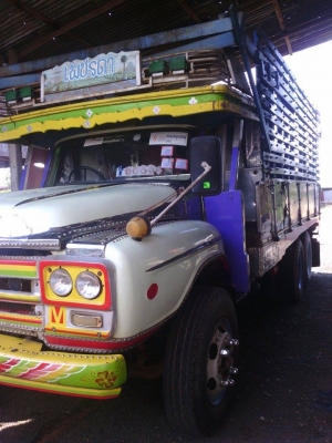 ขายหัวยาวเครื่อง175แรง 6BG1 แคชซีสวย ยางดี ช่วงล่างใหญ่FUSO พ.เพาเวอร์ เบรกธรรมดา สภาพพร้อมใช้งาน เอกสารพร้อมโอน สนใจโทร 090-8588220คุณนะ 093-3258446คุณบิว ID:narong498 หรือเข้าดูสินค้าอื่นๆได้ที่ www.truck.in.th/498 หรือเพจFacebook ณรงค์ ซื้อขายรถมือสอง