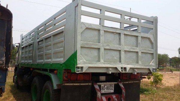 ขายดั้ม2เพลา HINO FM3M ปี36 เครื่องดี แคชซีสวย ยางดี ภายในสวย แอร์เย็นสภาพพร้อมใช้งาน เอกสารพร้อมโอน สนใจโทร 090-8588220คุณนะ 093-3258446คุณบิว ID:narong498 หรือเข้าดูสินค้าอื่นๆได้ที่ www.truck.in.th/498 หรือเพจFacebook ณรงค์ ซื้อขายรถมือสอง (เว็บไซต์ส่ว