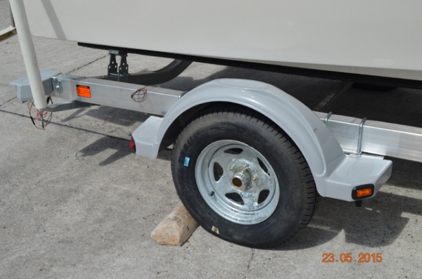 Bayliner 195br 2003 3.0L w/aluminium trailer, bimini.