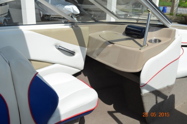 Bayliner 195br 2003 3.0L w/aluminium trailer, bimini.
