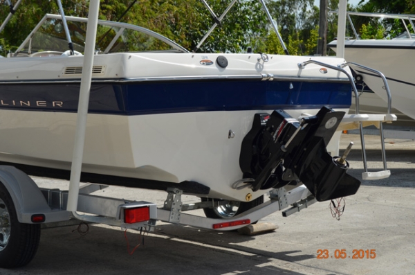 Bayliner 195br 2003 3.0L w/aluminium trailer, bimini.
