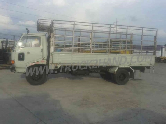 รถบรรทุก 6 ล้อ HINO KM779  4 สูบ 117 แรงม้า กระบะคาร์โก้รั้วเหล็ก ปีจดทะเบียน 2534