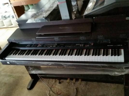 เปียโนนอก