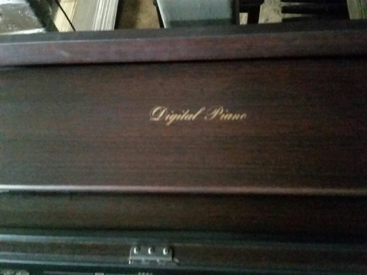 เปียโนนอก