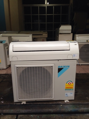 **** ขายแอร์ DAIKIN 12000 BTU สภาพสวย ****