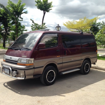 ้HIACE SUPER CUSTOM 4WD FULLTIME 1KZ-TE ตัวนอกเเท้ ช่วงสั้น